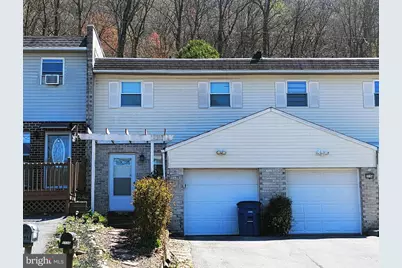 1136 Fox Run, Reading, PA 19606 - Photo 2