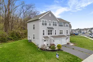 400 Smokering Dr, Robesonia, PA 19551 - Photo 8