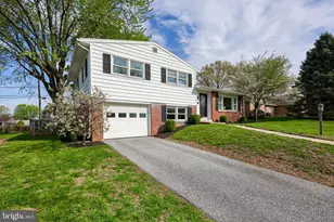67 Oberlin Ave, Reading, PA 19608 - Photo 2