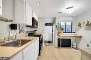 46 Holly Dr, Reading, PA 19606 - Photo 8