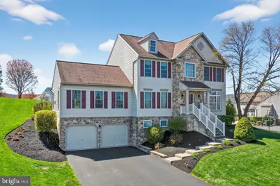 62 Sweetwater Lane, Wernersville, PA 19565 - Photo 4