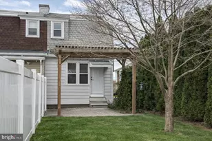 1312 E Bellevue Ave, Reading, PA 19605 - Photo 2