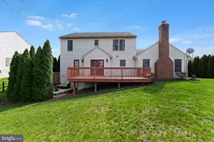 401 Russell Ave, Douglassville, PA 19518 - Photo 6