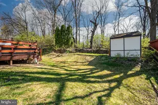 1740 Acorn Dr, Reading, PA 19608 - Photo 4