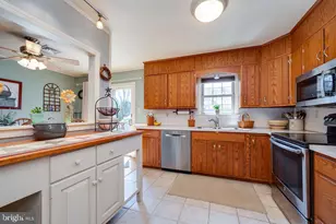 1111 Easter St, Mohrsville, PA 19541 - Photo 14