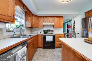 212 Crystal Cir, Birdsboro, PA 19508 - Photo 16