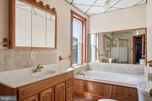 1232 Locust St, Reading, PA 19604 - Photo 22