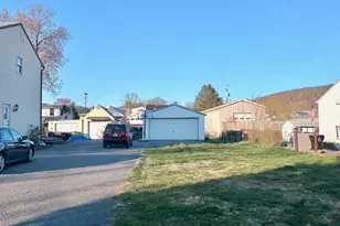 118 Midland Ave, Reading, PA 19606 - Photo 6