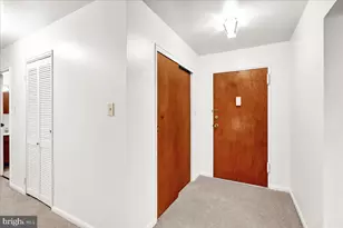 1801 Cambridge, Wyomissing, PA 19610 - Photo 16