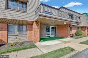 1801 Cambridge, Wyomissing, PA 19610 - Photo 1