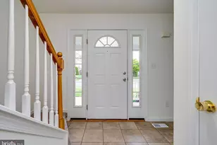 4985 Thornbury Cir, Douglassville, PA 19518 - Photo 8
