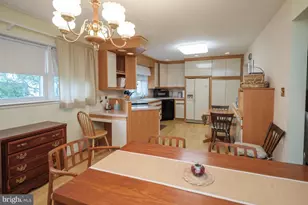 517 Berks Pl, Reading, PA 19609 - Photo 14