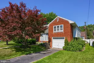 812 Brighton Ave, Reading, PA 19606 - Photo 1