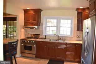 1305 Whitfield Blvd, Reading, PA 19609 - Photo 14