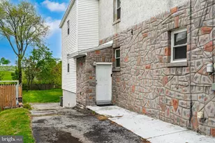 3146 Montrose Ave, Reading, PA 19605 - Photo 38