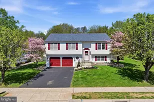 4451 Green Tree Rd, Reading, PA 19606 - Photo 2