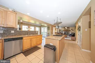 903 Maplewood Dr, Douglassville, PA 19518 - Photo 18
