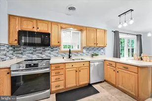 2 Cathy Ann Dr, Reading, PA 19606 - Photo 12