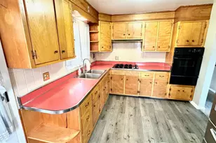 108 Lincoln Ave, Robesonia, PA 19551 - Photo 6