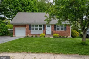136 Bradley Ave, Reading, PA 19608 - Photo 1
