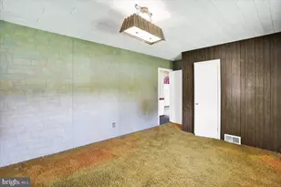 39 S Kemp Rd, Kutztown, PA 19530 - Photo 16