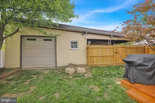 3300 Marion St, Reading, PA 19605 - Photo 20