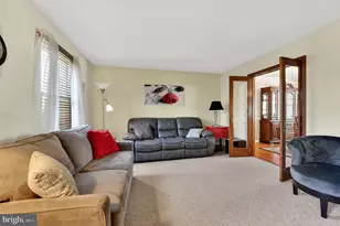 2614 Whittier Ave, Reading, PA 19608 - Photo 8
