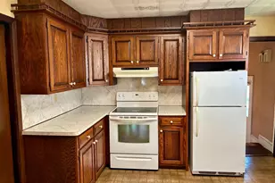 24 E High St, Topton, PA 19562 - Photo 8