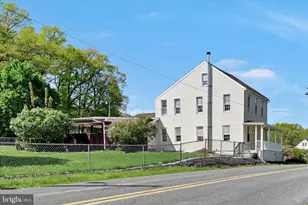 122 Skyline Dr, Reading, PA 19606 - Photo 4