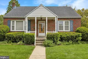 27 Woodland Rd, Reading, PA 19610 - Photo 2