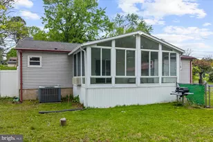 1235 E Main St, Douglassville, PA 19518 - Photo 28