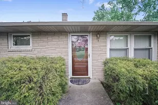 1417 Old Airport Rd, Douglassville, PA 19518 - Photo 2