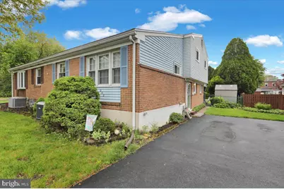 202 Columbia Avenue, Reading, PA 19605 - Photo 2