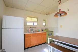 820 N 4th St, Reading, PA 19601 - Photo 4