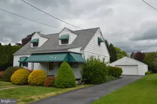 2121 Peters Rd, Reading, PA 19601 - Photo 2