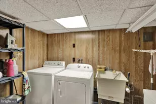 1911 Elizabeth Ave, Reading, PA 19605 - Photo 40