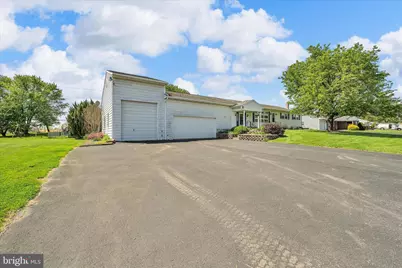 1390 Pottsville Pike, Shoemakersville, PA 19555 - Photo 2