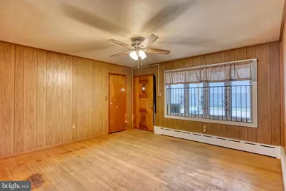 341 Hazel Street, Reading, PA 19611 - Photo 4