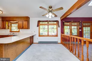 27 Doe Ridge Dr, Fleetwood, PA 19522 - Photo 12