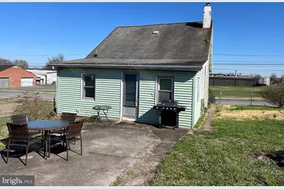 237 S Franklin Street, Boyertown, PA 19512 - Photo 2