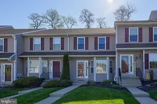 57 Horseshoe Dr, Douglassville, PA 19518 - Photo 2