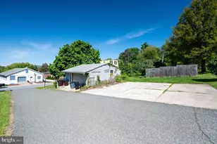 500 Windsor St, Hamburg, PA 19526 - Photo 16