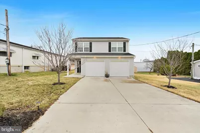 130 S Franklin Street, Fleetwood, PA 19522 - Photo 2