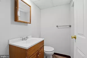 401 Lancaster, Shillington, PA 19607 - Photo 34