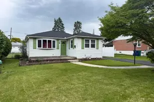 2230 Monroe, Reading, PA 19608 - Photo 2