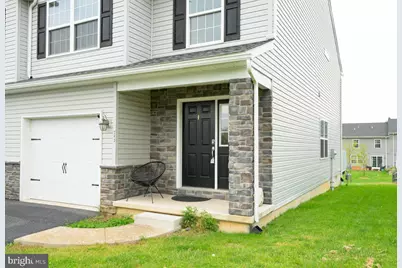 1243 Fairmont Avenue, Temple, PA 19560 - Photo 2