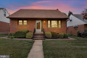 1242 Commonwealth Blvd, Reading, PA 19607 - Photo 2