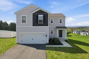 561 E 4th Street E, Bernville, PA 19506 - Photo 1