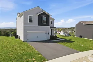 561 E 4th Street E, Bernville, PA 19506 - Photo 6