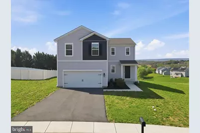 561 E 4th Street E, Bernville, PA 19506 - Photo 2